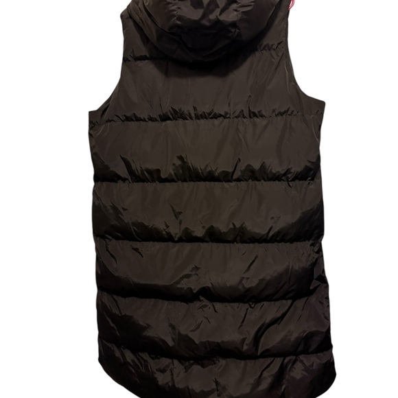 Alia Black Puffer Vest, new WITHOUT TAG - Picture 3 of 11